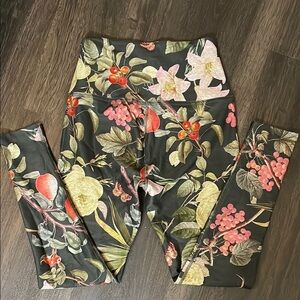 Beyond Yoga Botanical Floral Print Pants Leggings